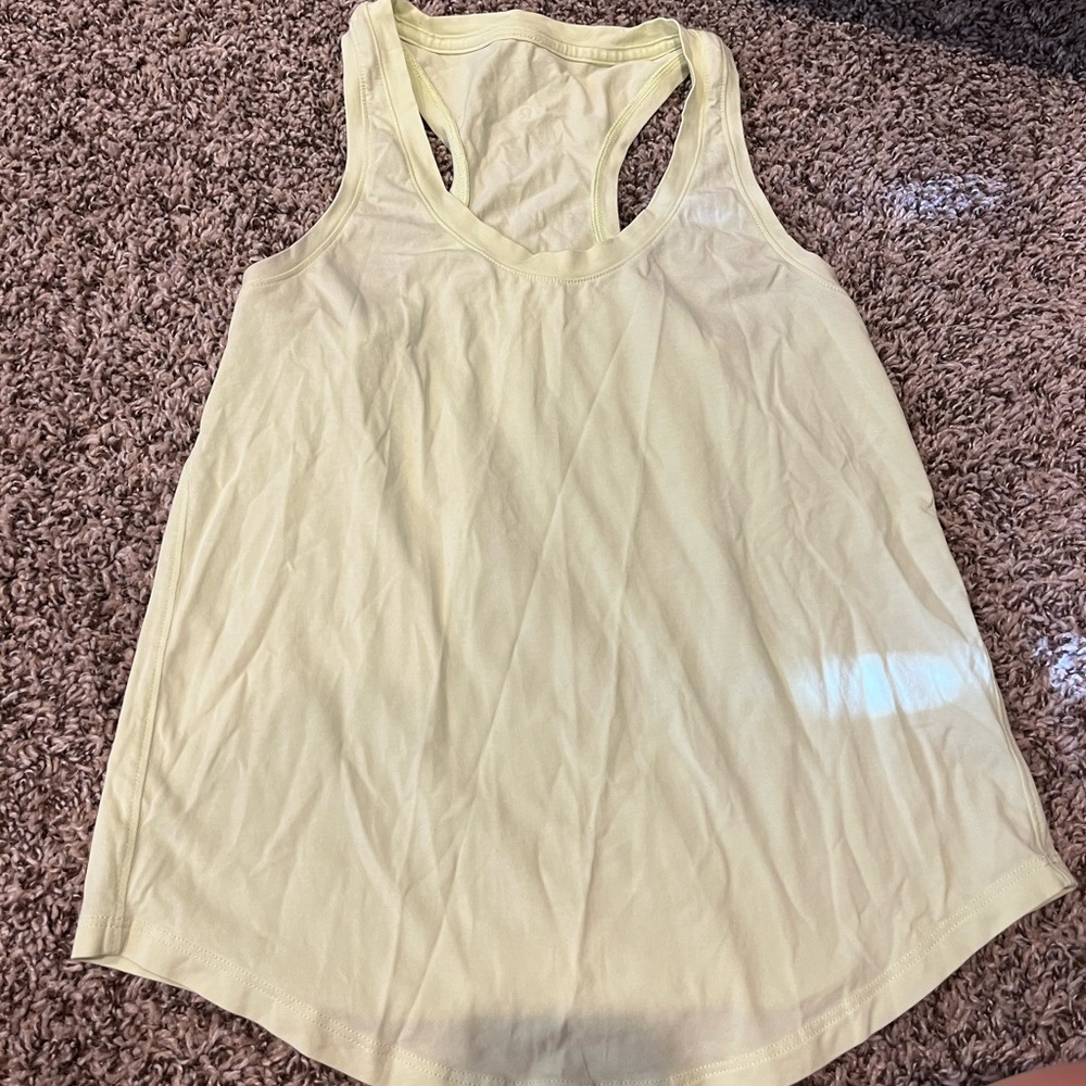 Lululemon tank